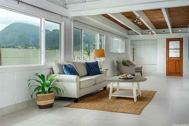 45-663 Anoi Road, Kaneohe, HI 96744