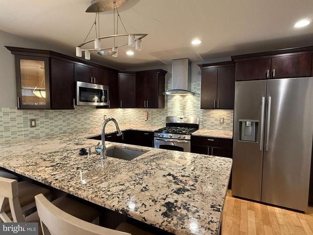 632 MEETINGHOUSE RD, Elkins Park, PA 19027