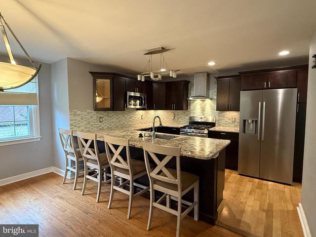 632 MEETINGHOUSE RD, Elkins Park, PA 19027