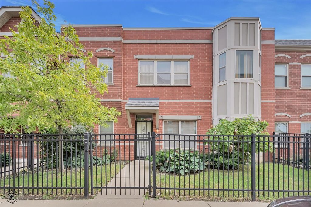 6710 S Keating Avenue 103, Chicago, IL 60629