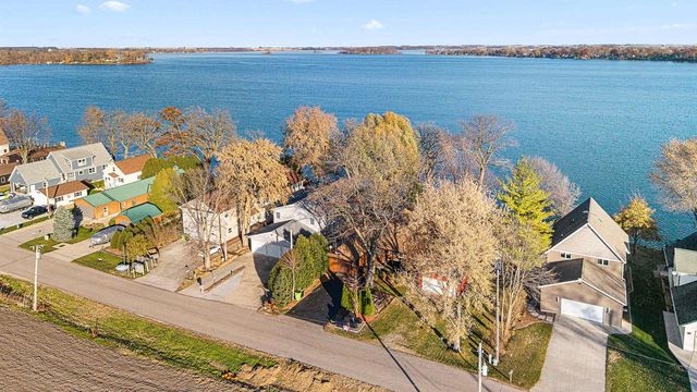 N10570 Howard Drive, Fox Lake, WI 53933