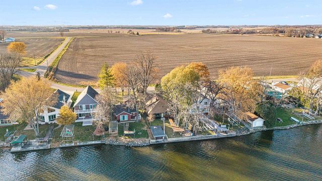 N10570 Howard Drive, Fox Lake, WI 53933