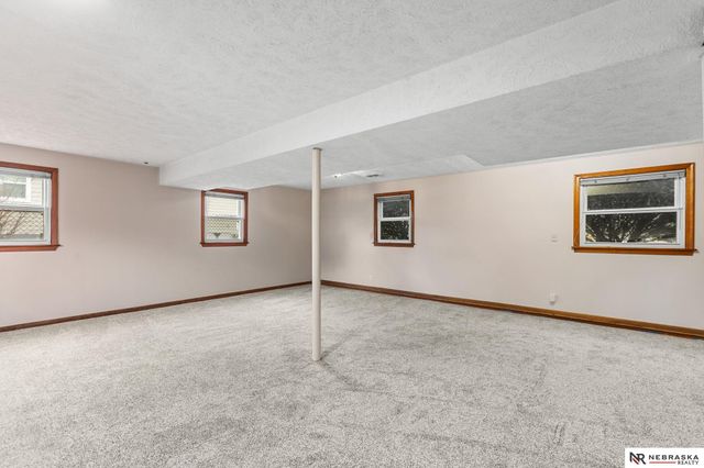 3606 Westgate Road, Omaha, NE 68124