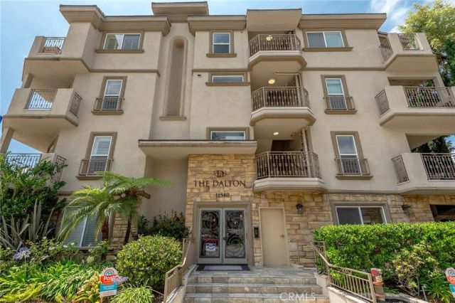 11540 Moorpark Street 401, Studio City, CA 91602