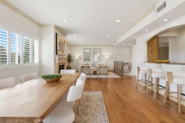 11540 Moorpark Street 401, Studio City, CA 91602