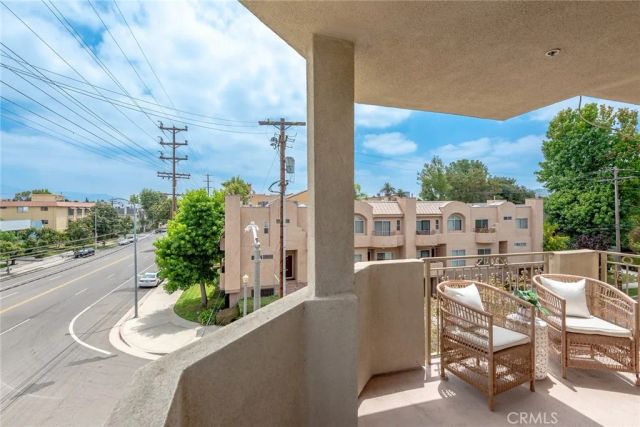 11540 Moorpark Street 401, Studio City, CA 91602