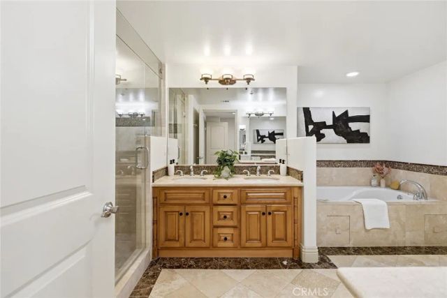 11540 Moorpark Street 401, Studio City, CA 91602
