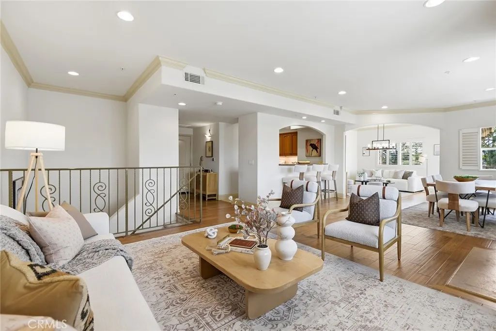 11540 Moorpark Street 401, Studio City, CA 91602