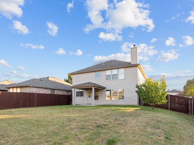 4301 Latigo Circle, Fort Worth, TX 76244