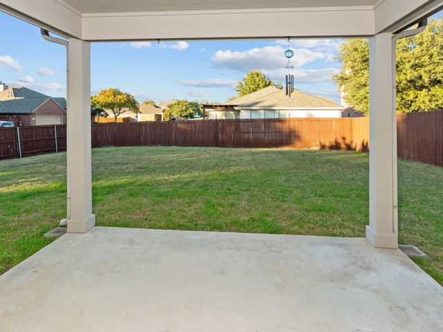 4301 Latigo Circle, Fort Worth, TX 76244