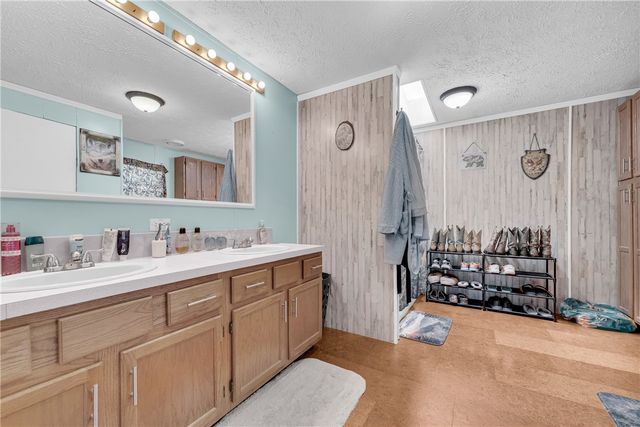 102 Pitts Road, Walhalla, SC 29691