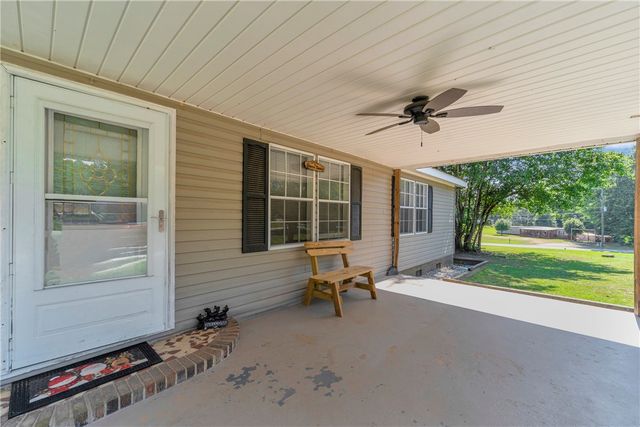 102 Pitts Road, Walhalla, SC 29691
