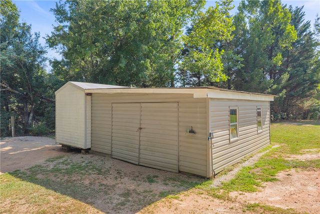 102 Pitts Road, Walhalla, SC 29691