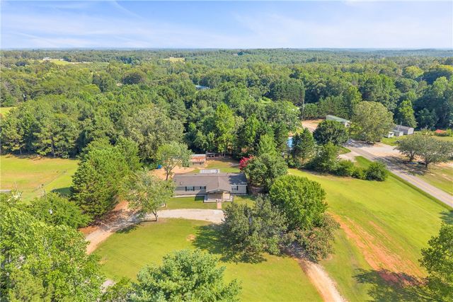 102 Pitts Road, Walhalla, SC 29691