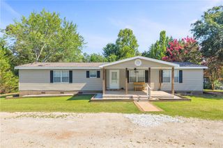 102 Pitts Road, Walhalla, SC 29691