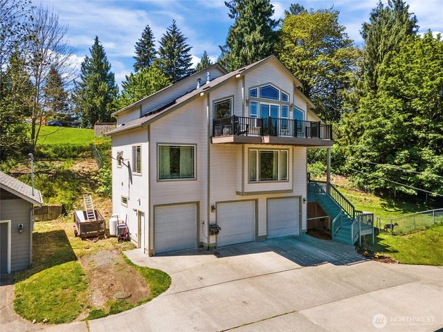 20310 LaRita Drive E, Bonney Lake, WA 98391
