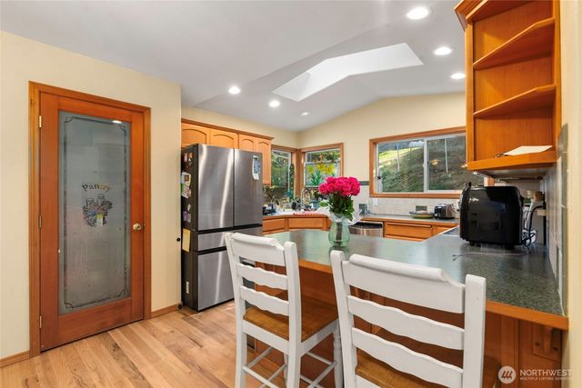 20310 LaRita Drive E, Bonney Lake, WA 98391