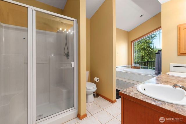 20310 LaRita Drive E, Bonney Lake, WA 98391