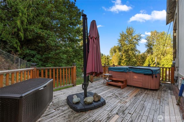20310 LaRita Drive E, Bonney Lake, WA 98391