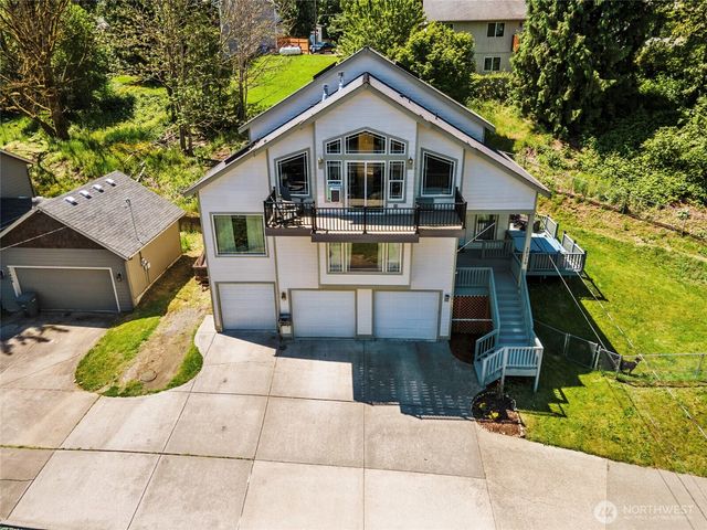 20310 LaRita Drive E, Bonney Lake, WA 98391