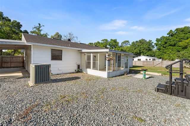 25618 SW 19TH AVENUE, Newberry, FL 32669