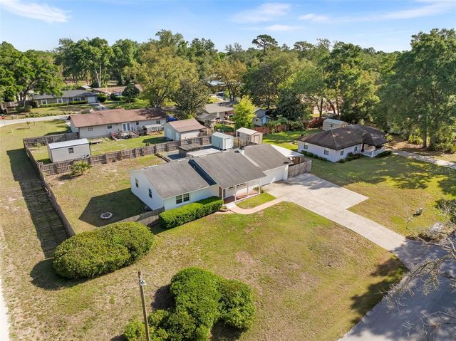 25618 SW 19TH AVENUE, Newberry, FL 32669