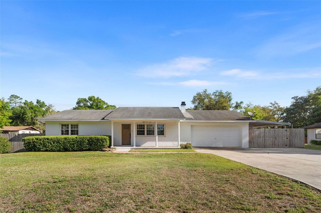 25618 SW 19TH AVENUE, Newberry, FL 32669