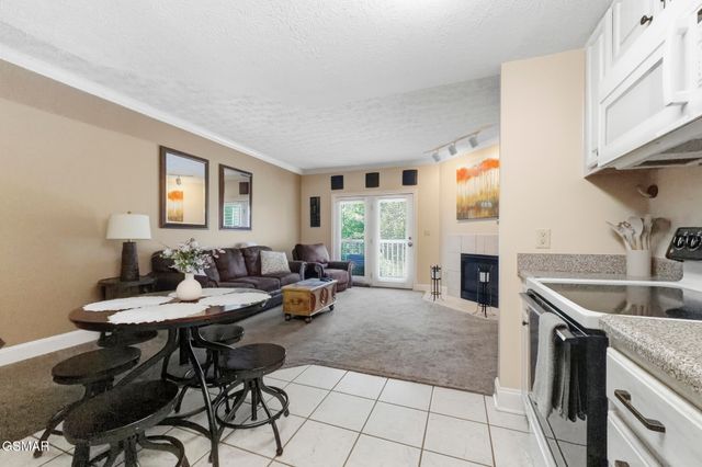 818 Golf View Boulevard, Pigeon Forge, TN 37863
