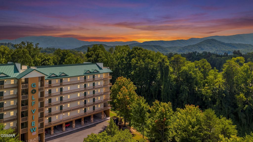 818 Golf View Boulevard, Pigeon Forge, TN 37863