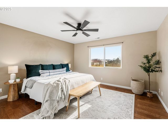 5288 Donohoe Ave, Eugene, OR 97402