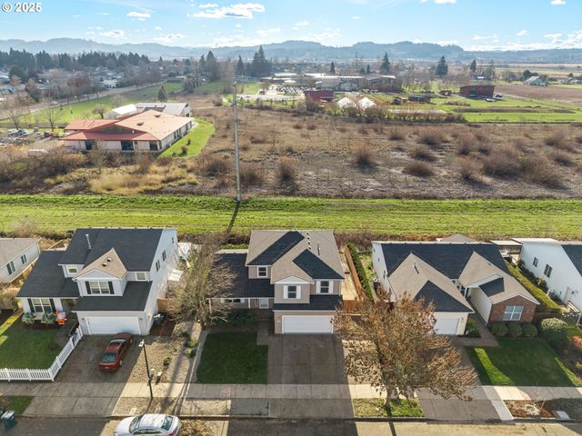 5288 Donohoe Ave, Eugene, OR 97402