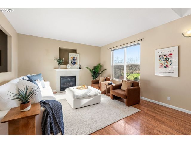 5288 Donohoe Ave, Eugene, OR 97402