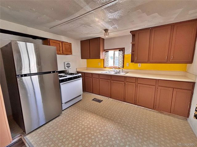 1616 E 78th Street, Denver, CO 80229