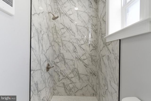 5812 WILLOWS AVE, Philadelphia, PA 19143