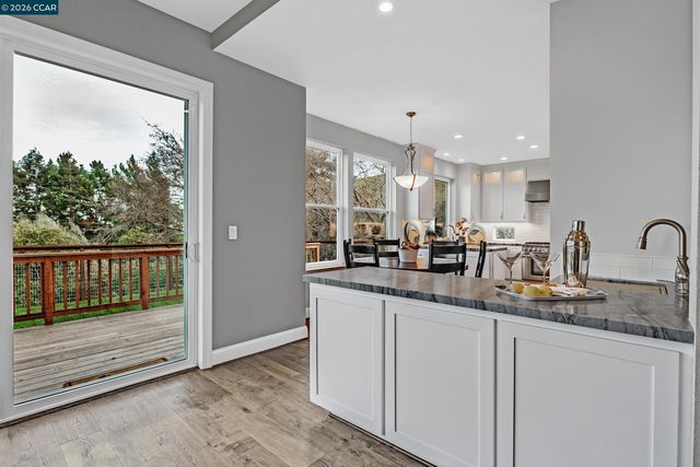 11205 Creekside Ct, Dublin, CA 94568