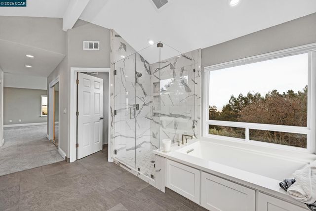 11205 Creekside Ct, Dublin, CA 94568