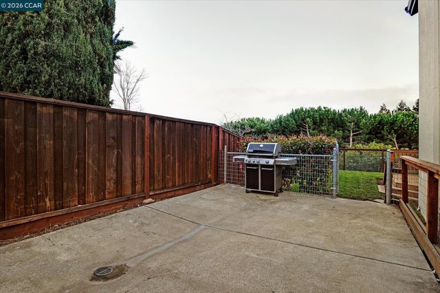 11205 Creekside Ct, Dublin, CA 94568