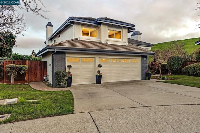 11205 Creekside Ct, Dublin, CA 94568