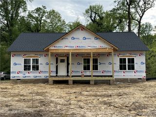 100 Summit Ct, Hopewell, VA 23860
