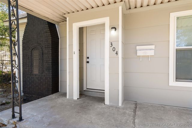 304 N 11th St, Muskogee, OK 74401