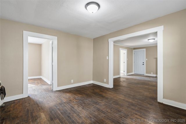 304 N 11th St, Muskogee, OK 74401