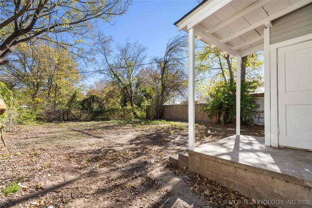 304 N 11th St, Muskogee, OK 74401