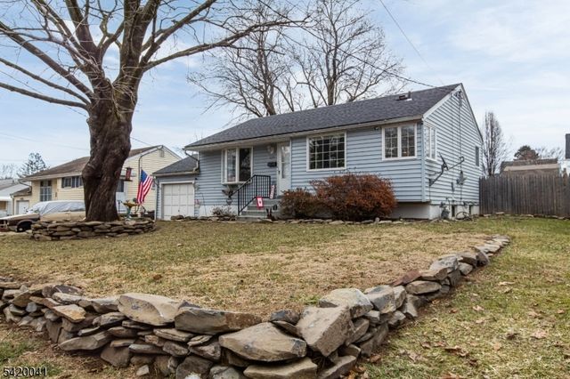 135 Riverview Rd, Phillipsburg Town, NJ 08865