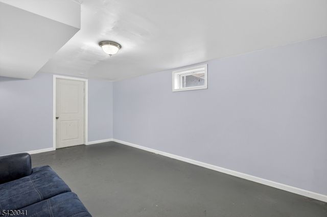 135 Riverview Rd, Phillipsburg Town, NJ 08865