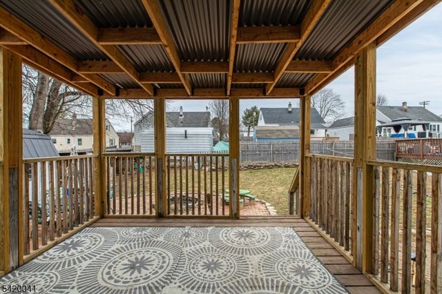 135 Riverview Rd, Phillipsburg Town, NJ 08865