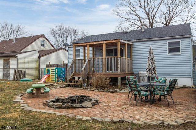 135 Riverview Rd, Phillipsburg Town, NJ 08865