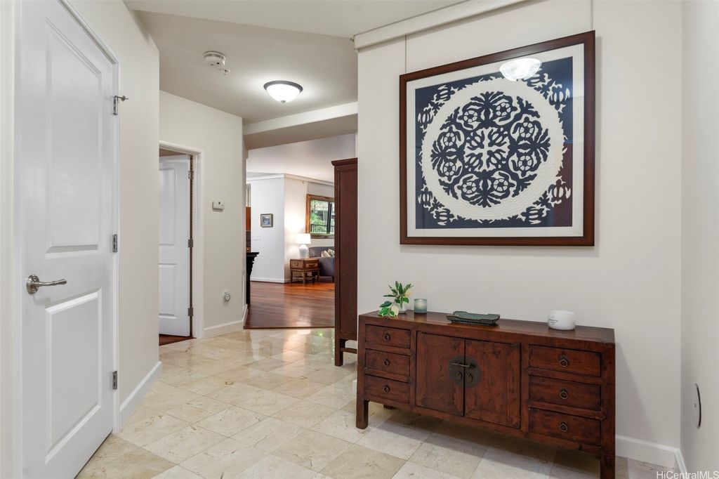 343 Hobron Lane L103, Honolulu, HI 96815