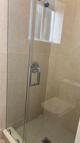 2238 NW 5th St 1, Miami, FL 33125