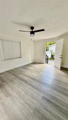 2238 NW 5th St 1, Miami, FL 33125