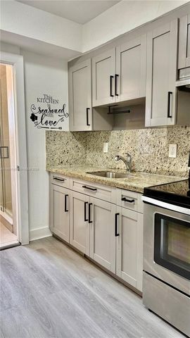 2238 NW 5th St 1, Miami, FL 33125